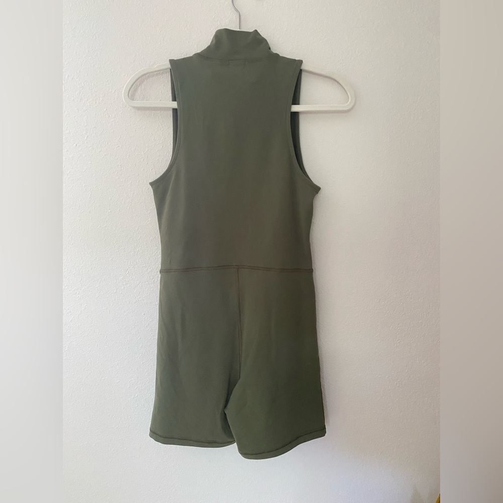 Aritzia Wilfred Free Leila Olive Green Sleeveless Jumpsuit - Picture 2 of 11